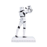 Original Star Wars Stormtrooper Who’s the Daddy with Baby Figurine Nemesis Now B7806C26 Side 