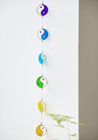 Suncatcher String of 6 Resin Yin Yang Light Catchers